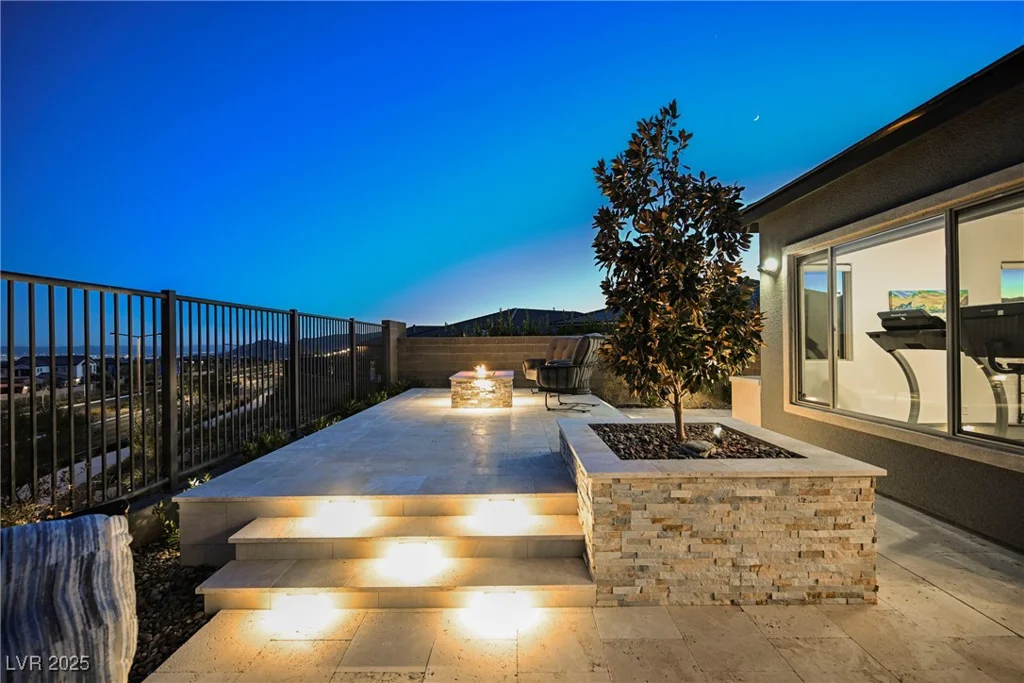 140 Springbough, Las Vegas, NV 89138