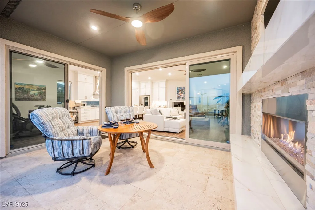 140 Springbough, Las Vegas, NV 89138