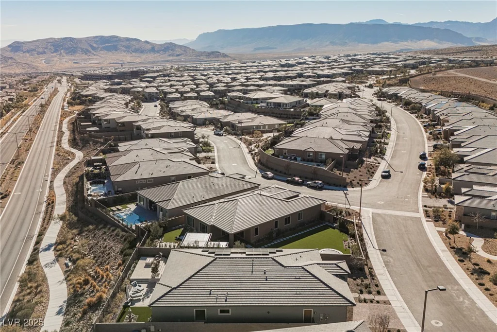 140 Springbough, Las Vegas, NV 89138