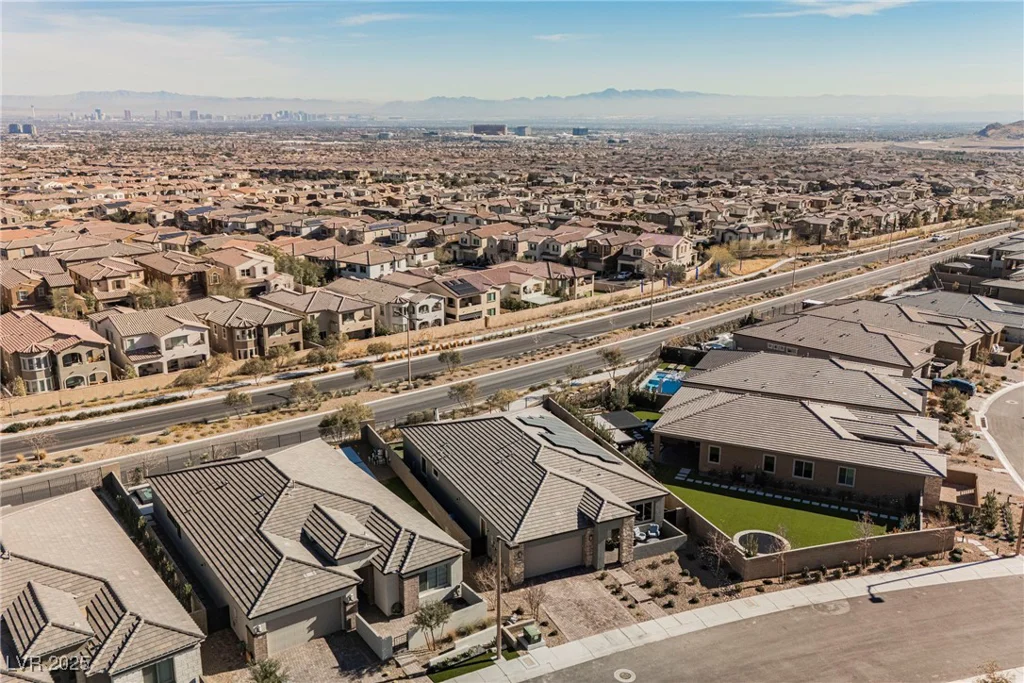 140 Springbough, Las Vegas, NV 89138