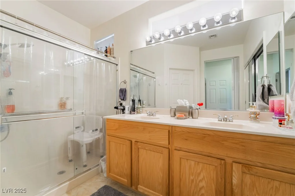 2810 Sapphire Desert, Henderson, NV 89052
