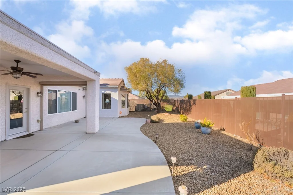 2810 Sapphire Desert, Henderson, NV 89052