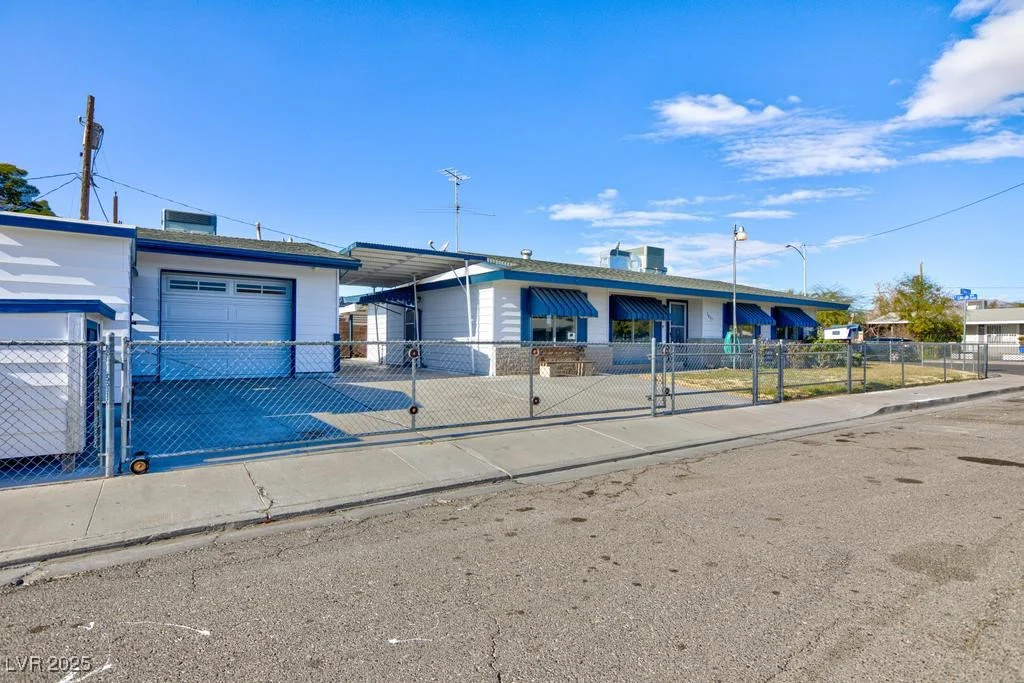 3025 Holmes, North Las Vegas, NV 89030
