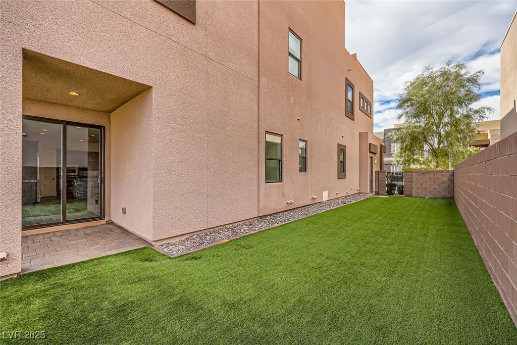 284 Crimson Edge, Henderson, NV 89012
