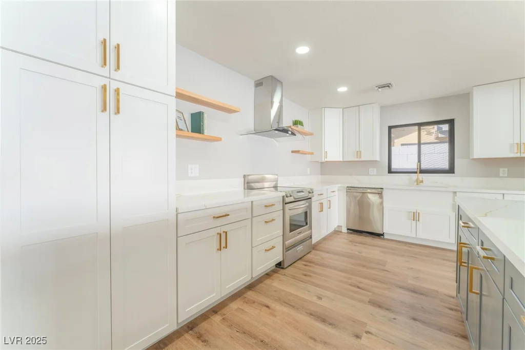 1313 Bonita, Las Vegas, NV 89104