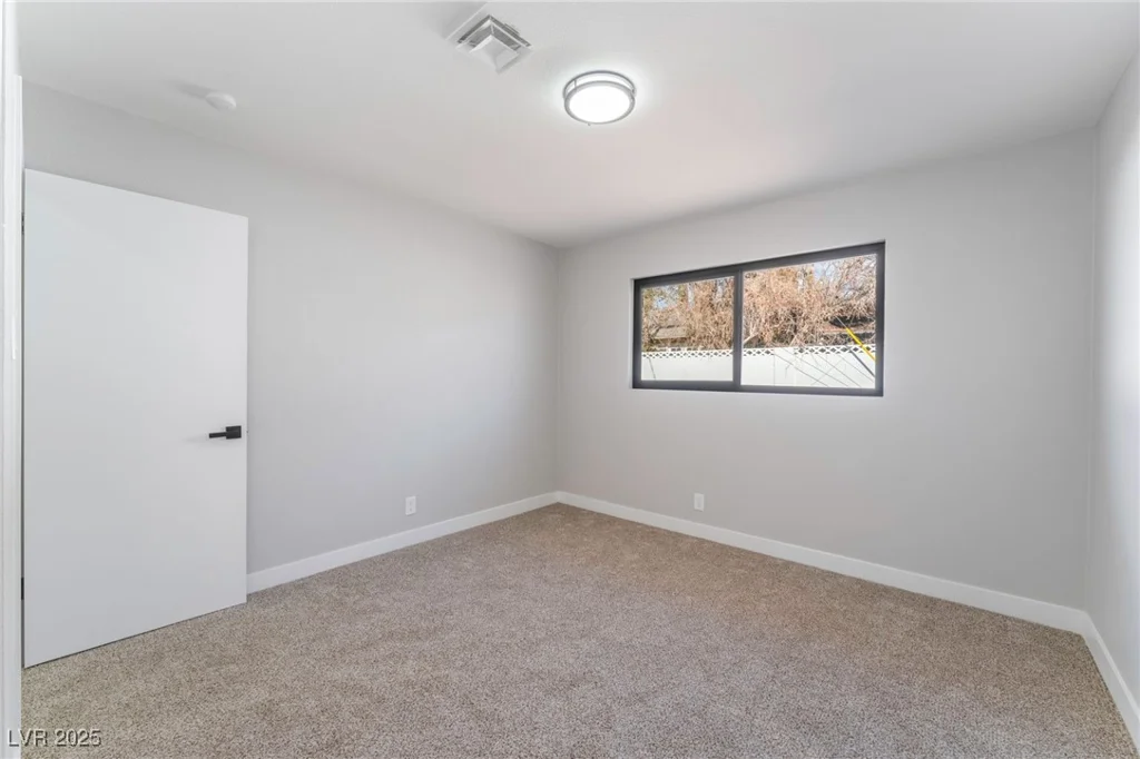 1313 Bonita, Las Vegas, NV 89104