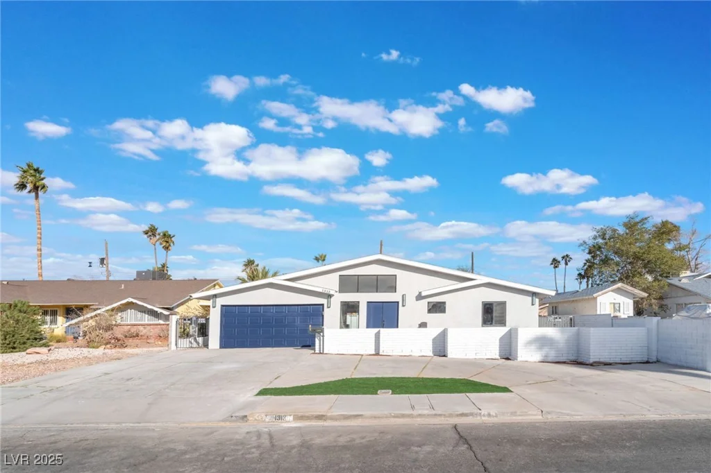 1313 Bonita, Las Vegas, NV 89104