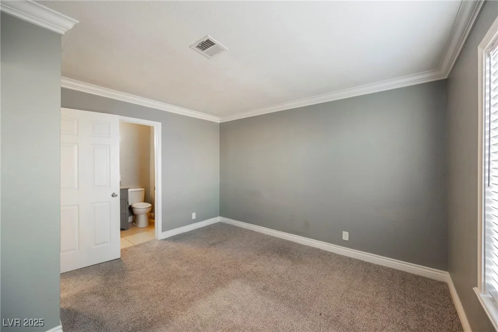 6215 Newville, Las Vegas, NV 89103
