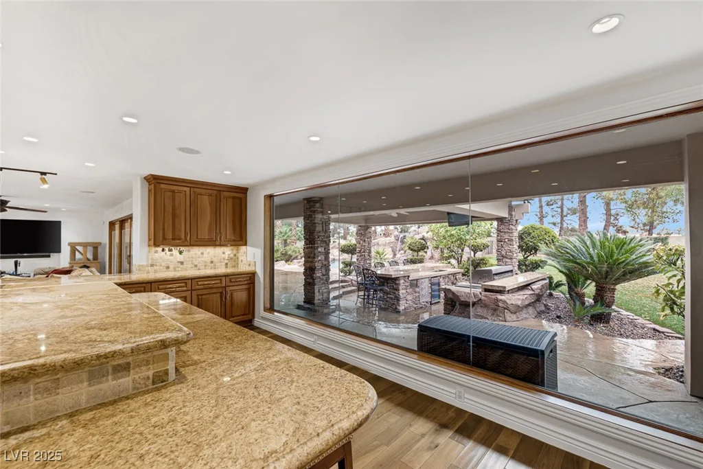 105 Quail Run, Henderson, NV 89014