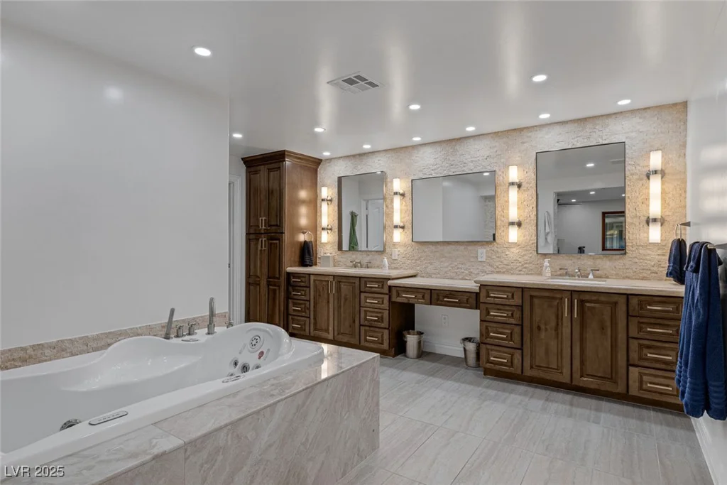 105 Quail Run, Henderson, NV 89014