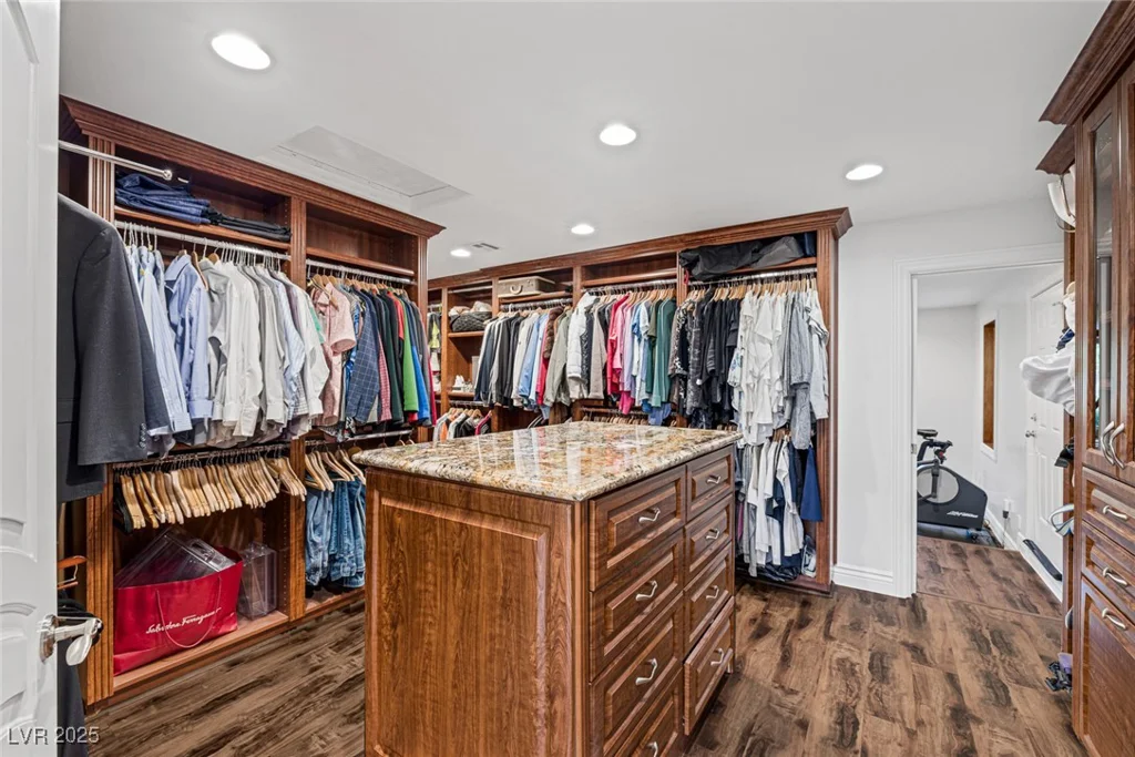 105 Quail Run, Henderson, NV 89014