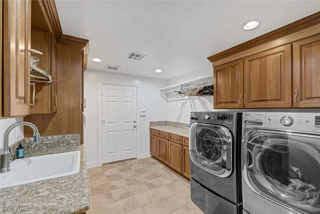 105 Quail Run, Henderson, NV 89014