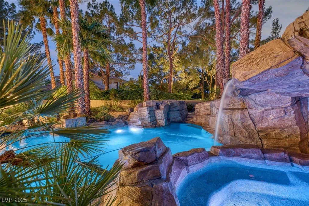 105 Quail Run, Henderson, NV 89014