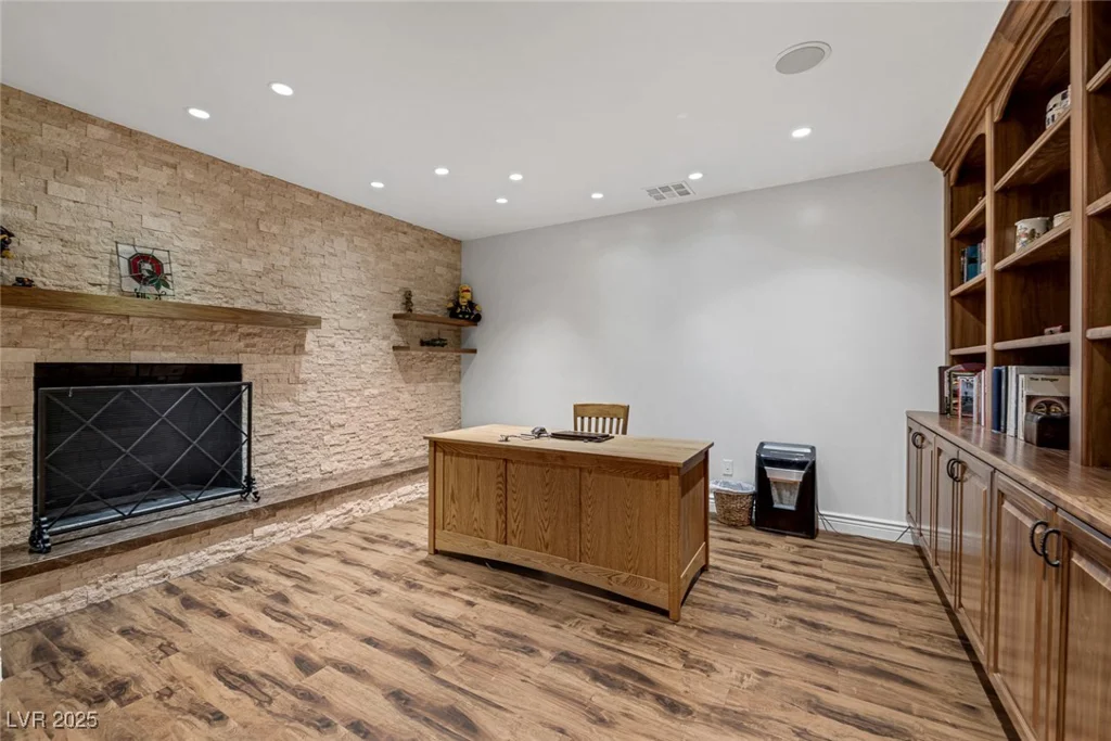105 Quail Run, Henderson, NV 89014