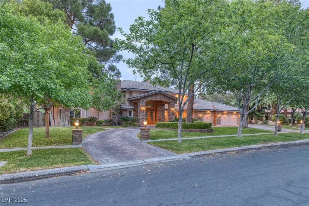 105 Quail Run, Henderson, NV 89014