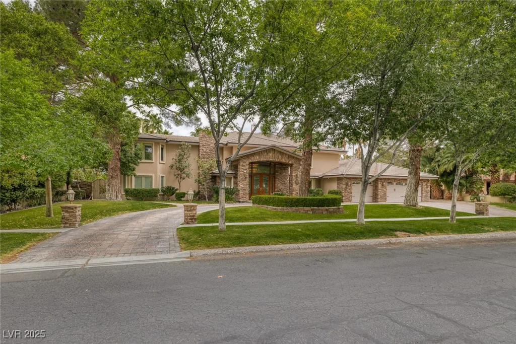 105 Quail Run, Henderson, NV 89014
