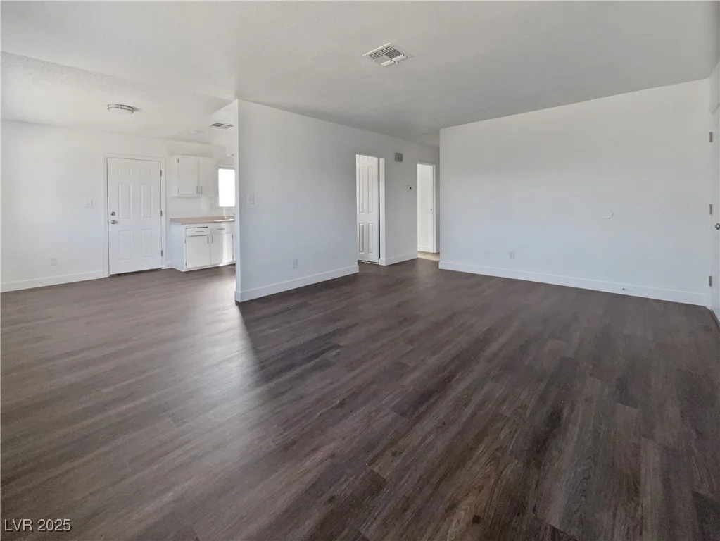 3109 Crawford, North Las Vegas, NV 89030