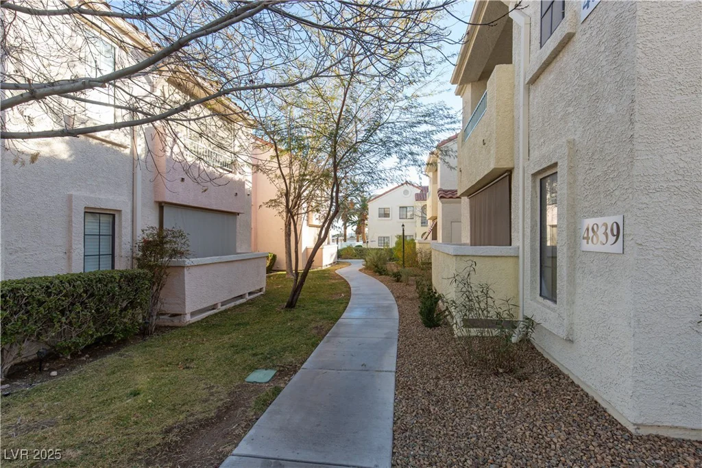 4839 Torrey Pines, Las Vegas, NV 89103