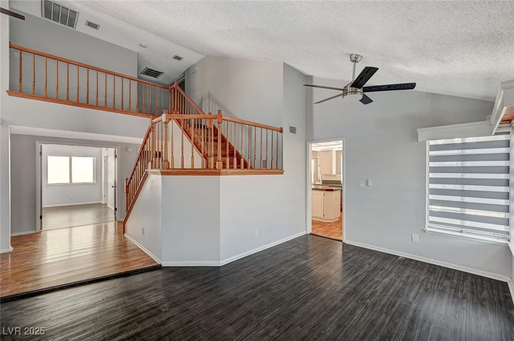 2101 Autumn Lull, Las Vegas, NV 89146
