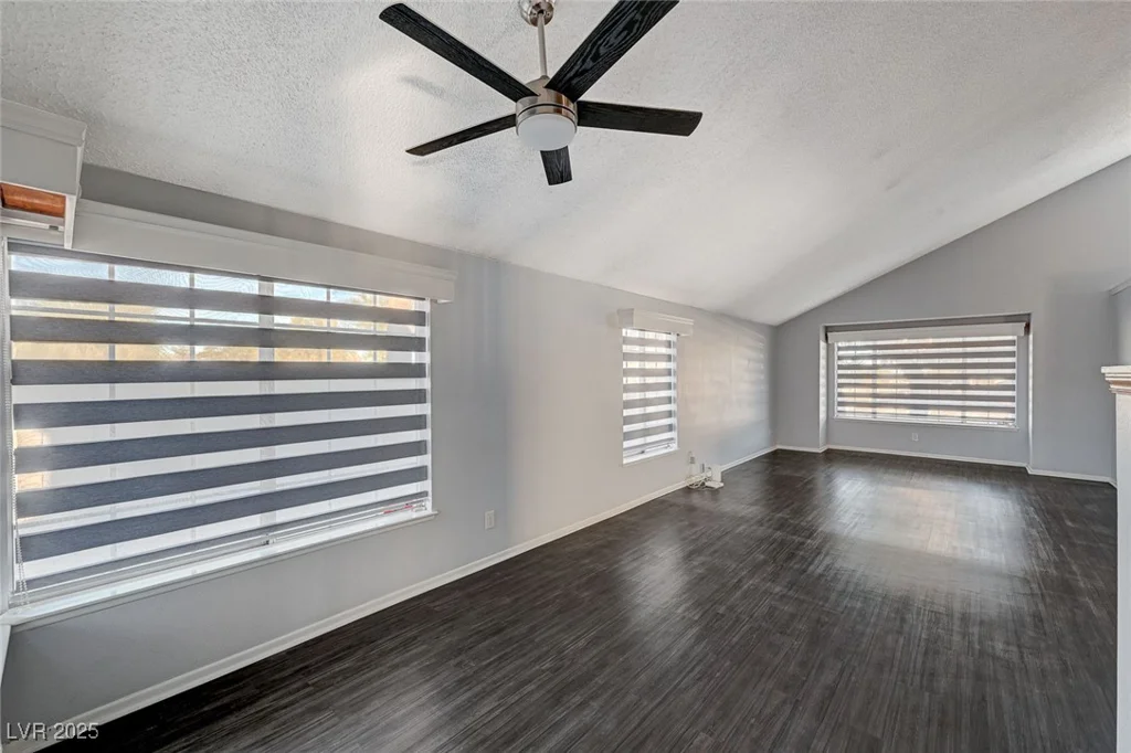 2101 Autumn Lull, Las Vegas, NV 89146