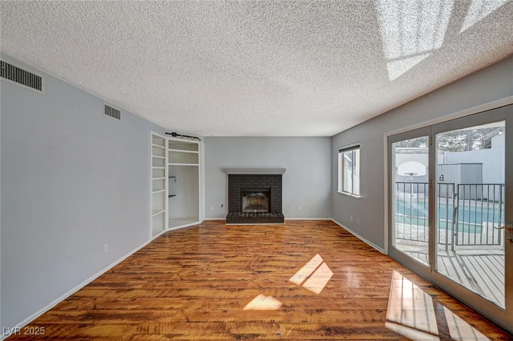 2101 Autumn Lull, Las Vegas, NV 89146