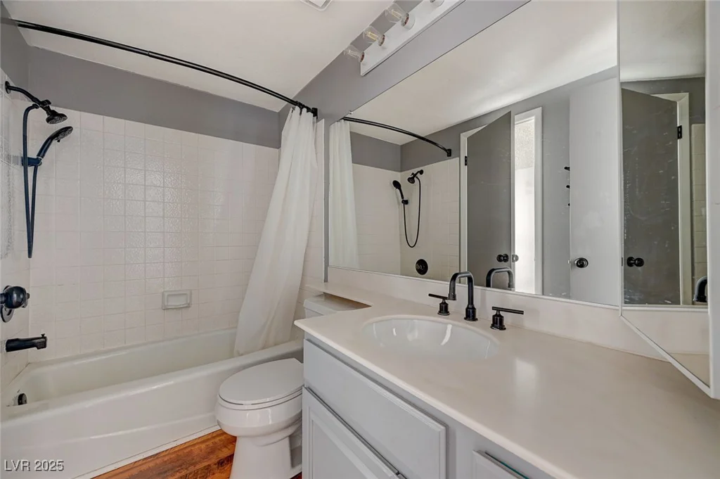 2101 Autumn Lull, Las Vegas, NV 89146
