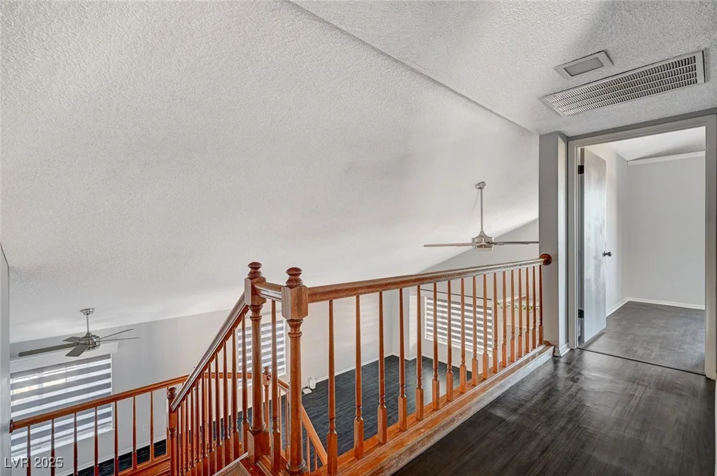 2101 Autumn Lull, Las Vegas, NV 89146