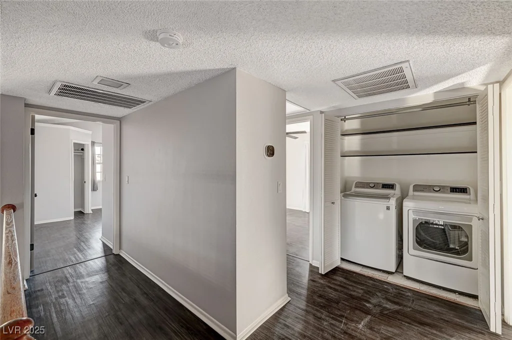 2101 Autumn Lull, Las Vegas, NV 89146