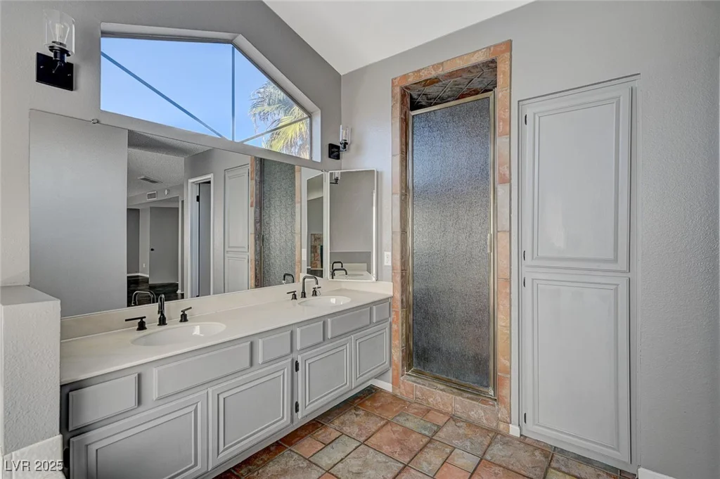 2101 Autumn Lull, Las Vegas, NV 89146