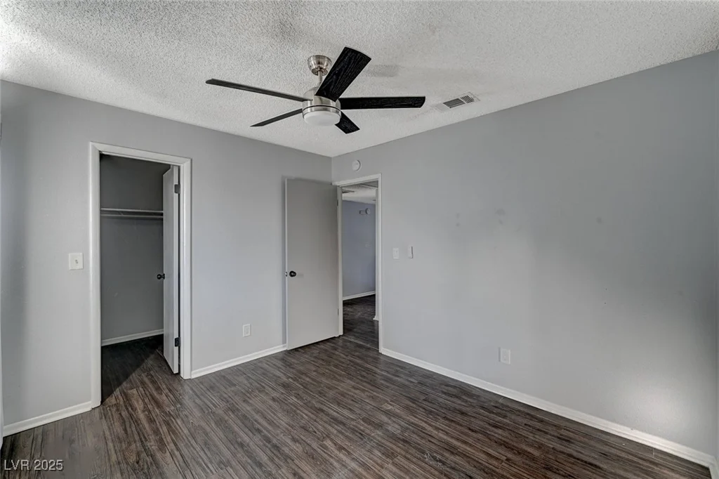 2101 Autumn Lull, Las Vegas, NV 89146