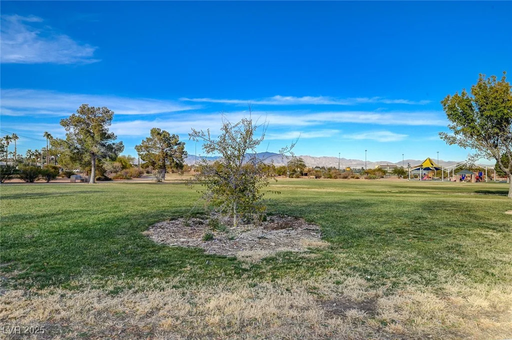 2101 Autumn Lull, Las Vegas, NV 89146