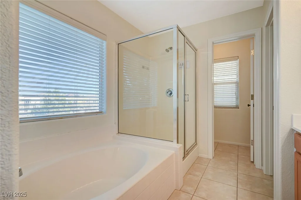 8856 Ashley Park, Las Vegas, NV 89148
