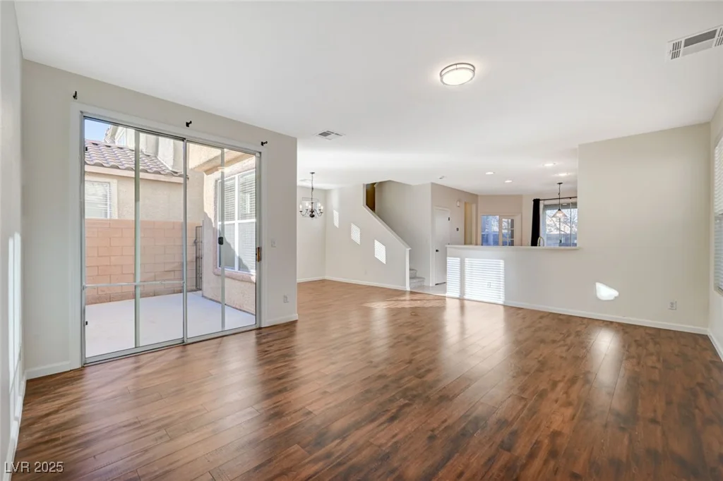 8856 Ashley Park, Las Vegas, NV 89148