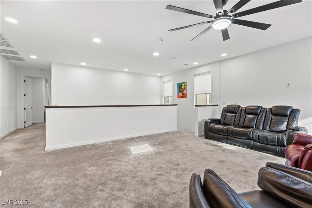 6833 Desert Finch, North Las Vegas, NV 89084