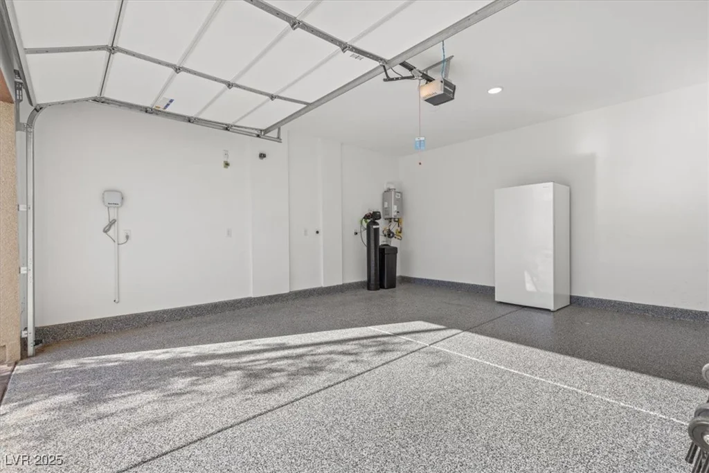 6833 Desert Finch, North Las Vegas, NV 89084