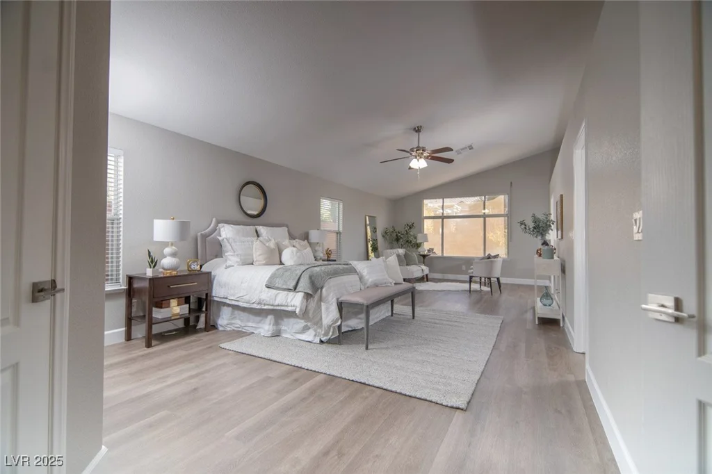 1240 Honey Lake, Las Vegas, NV 89110