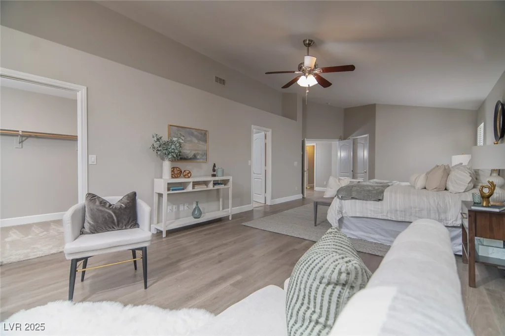 1240 Honey Lake, Las Vegas, NV 89110