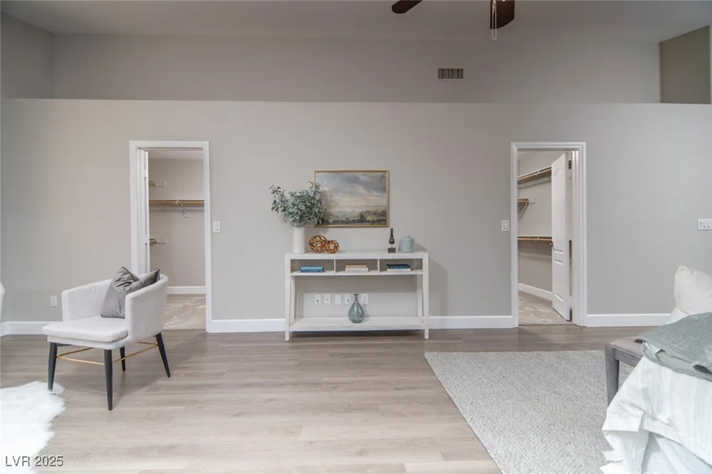 1240 Honey Lake, Las Vegas, NV 89110