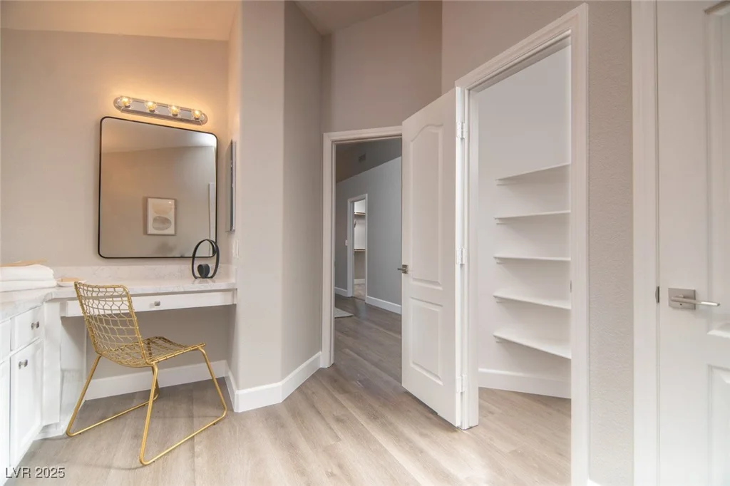 1240 Honey Lake, Las Vegas, NV 89110