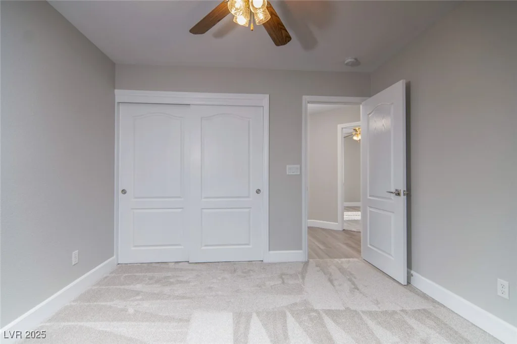 1240 Honey Lake, Las Vegas, NV 89110