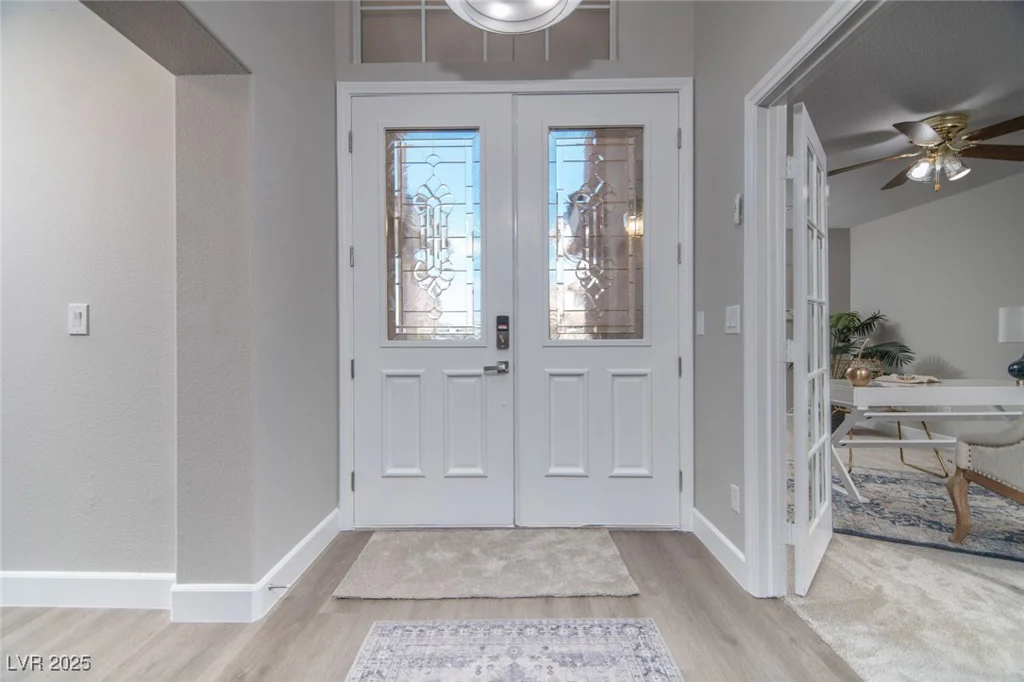1240 Honey Lake, Las Vegas, NV 89110