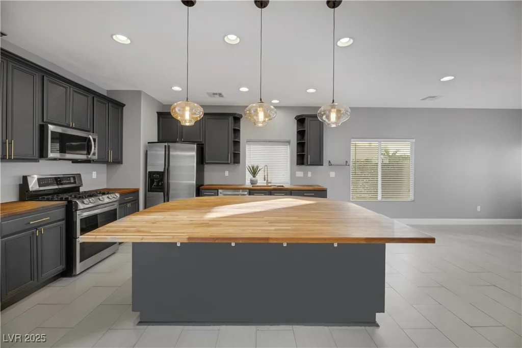 5962 Bassio, Las Vegas, NV 89141