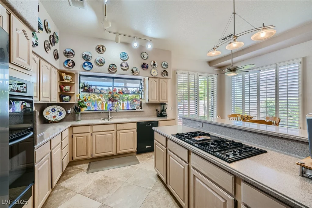 7456 Ute Meadows, Las Vegas, NV 89129
