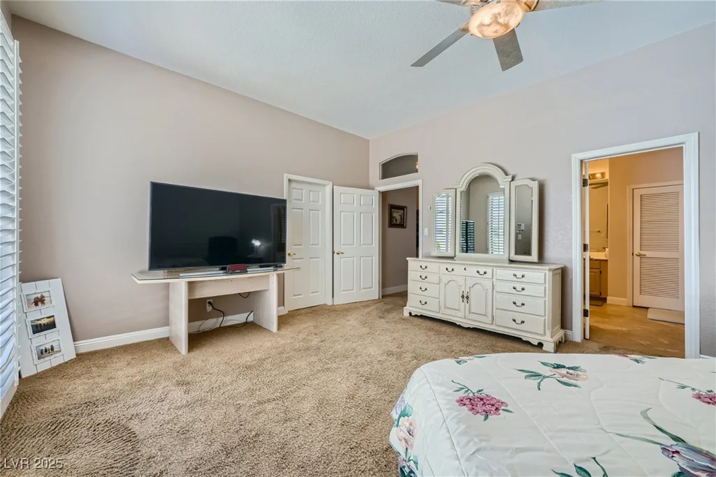 7456 Ute Meadows, Las Vegas, NV 89129