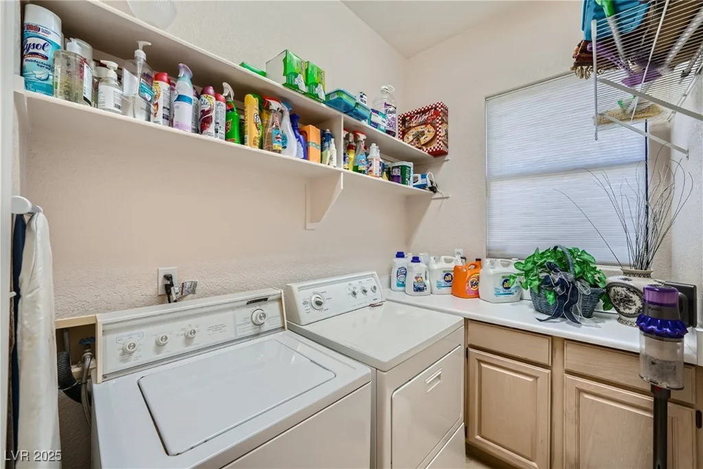 7456 Ute Meadows, Las Vegas, NV 89129
