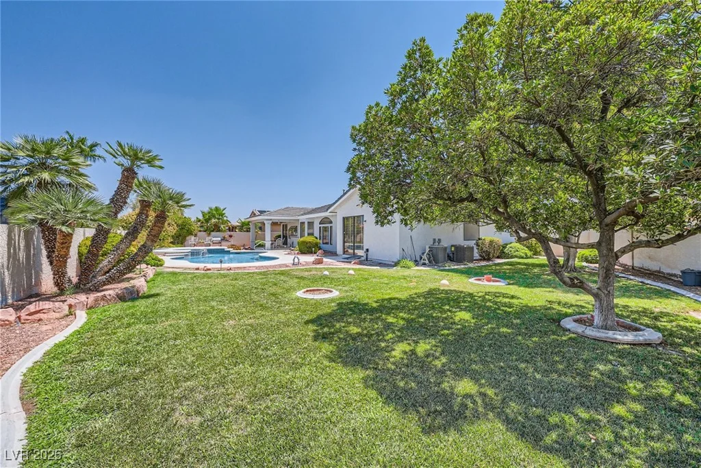 7456 Ute Meadows, Las Vegas, NV 89129