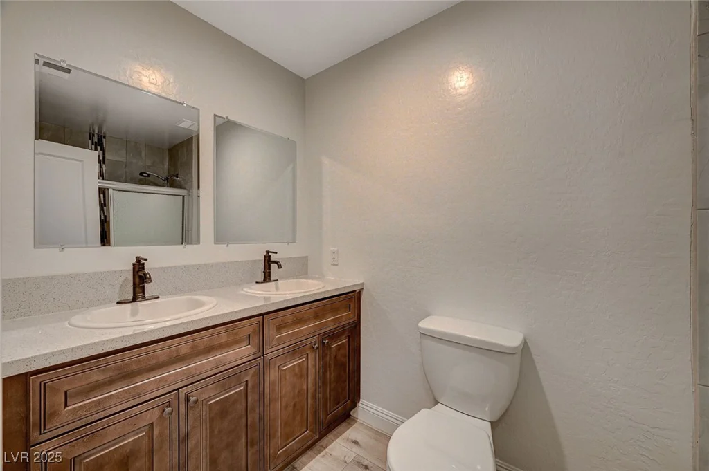 4457 Dennis, Las Vegas, NV 89121