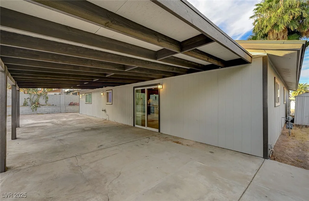 4457 Dennis, Las Vegas, NV 89121