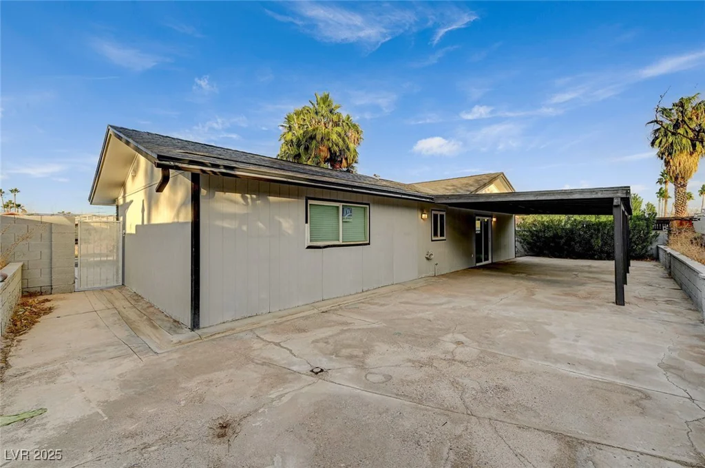 4457 Dennis, Las Vegas, NV 89121
