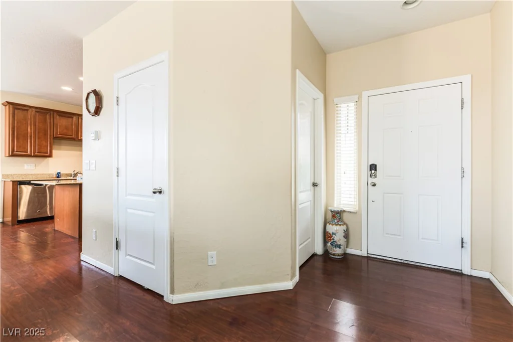 658 Forest Peak, Henderson, NV 89011